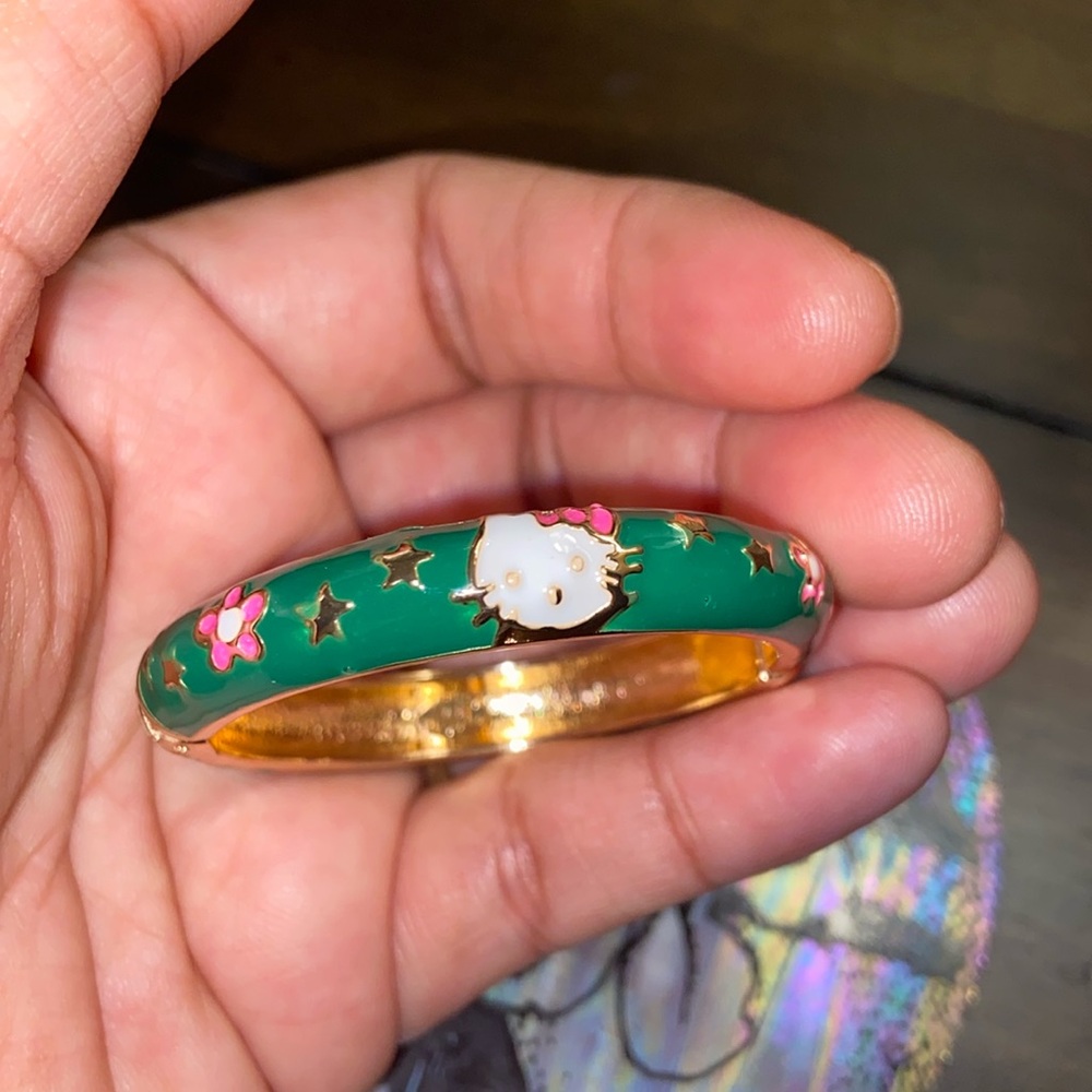 Hello Kitty Enamel Hinged Bracelet Green Signed Pink and Gold Size Small Child